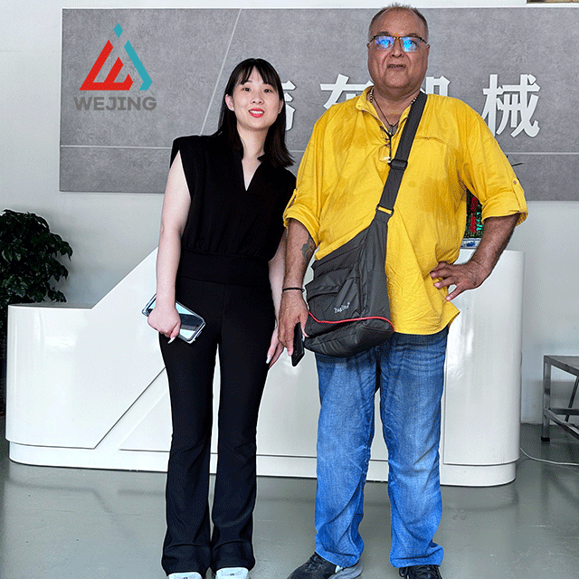 Weijing has reached an export cooperation agreement with foreign customers for filling machine labeling machines