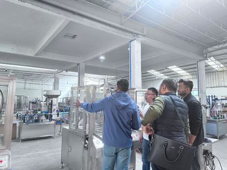 Aerosol dagirtina machine.jpg
