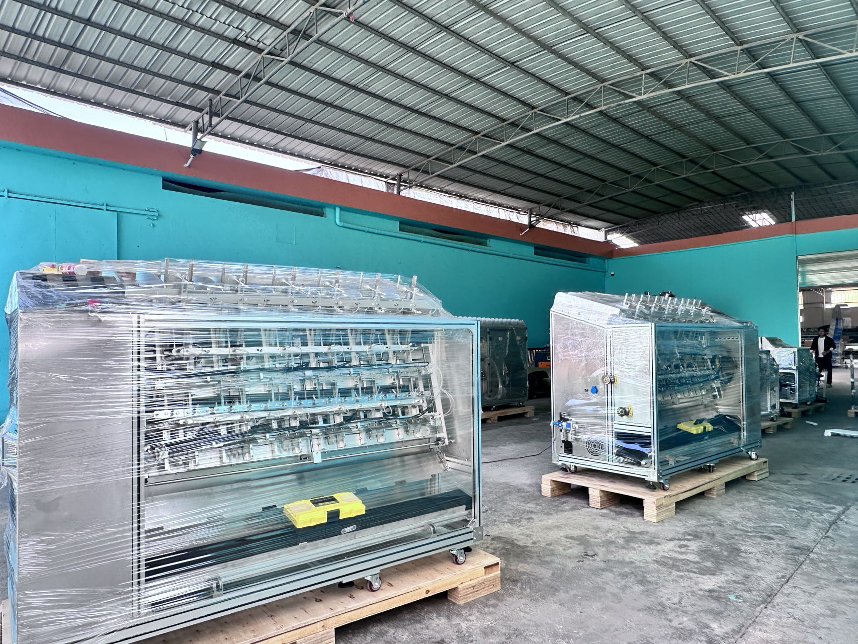 Mask filling machine packing1